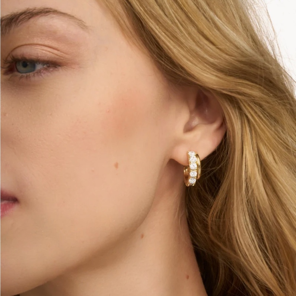 Livy Huggies in Gold